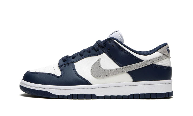 Nike Dunk Low Summit White Midnight Navy - Soles - Nike - nike - Jordan - sneakers - Schuhe - Dunk - Women - Frauen - Herren - High - Mid